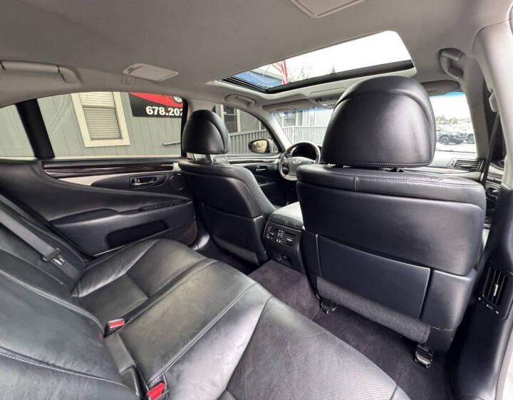 Lexus LS 460 Luxury Sedan AWD 2015