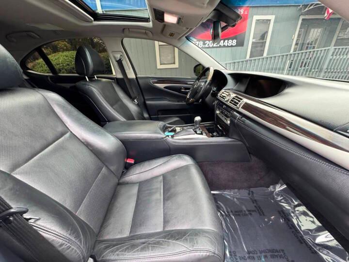 Lexus LS 460 Luxury Sedan AWD 2015