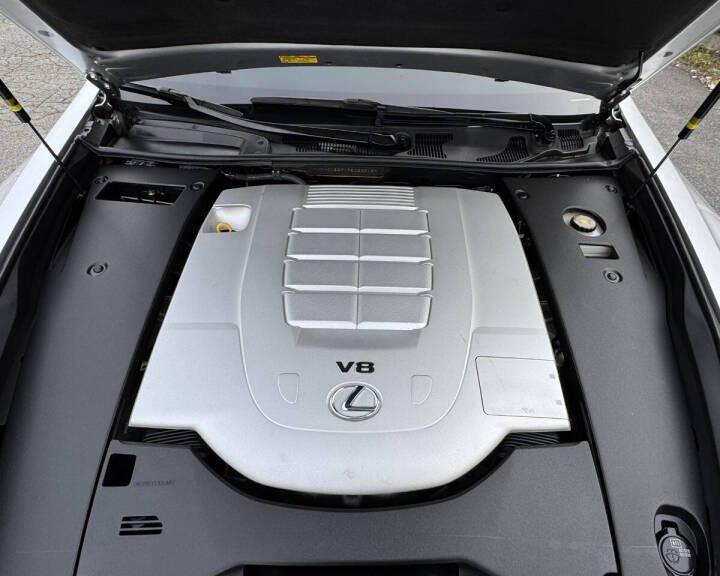 Lexus LS 460 Luxury Sedan AWD 2015