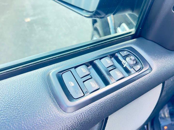 Land Rover LR4 HSE 2012