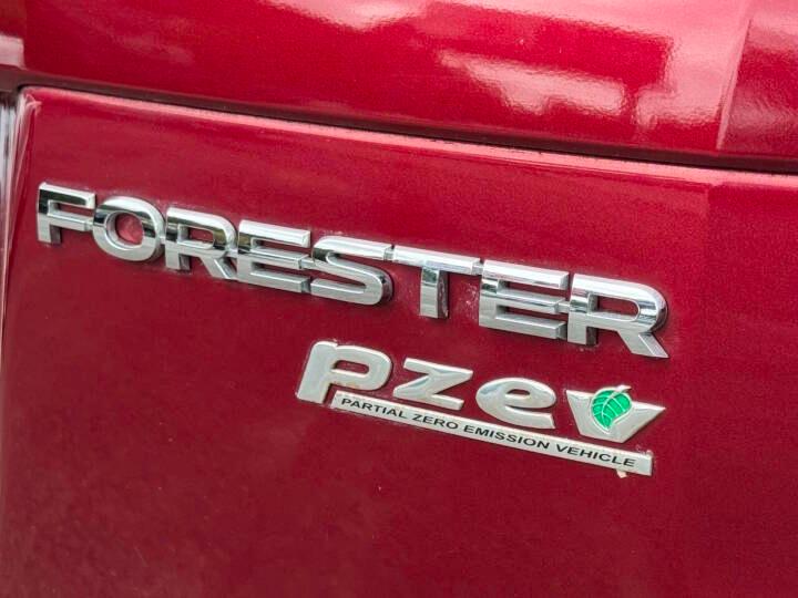 Subaru Forester 2.5i Premium PZEV CVT 2017
