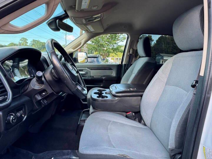 RAM 2500 Tradesman Crew Cab SWB 4WD 2019