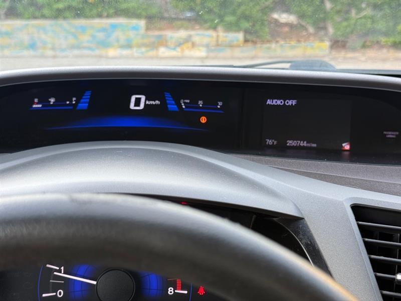 Honda Civic CNG Sedan 5-Speed AT 2012