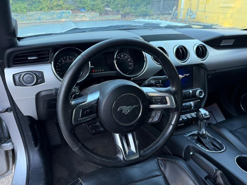 Ford Mustang EcoBoost Coupe 2016
