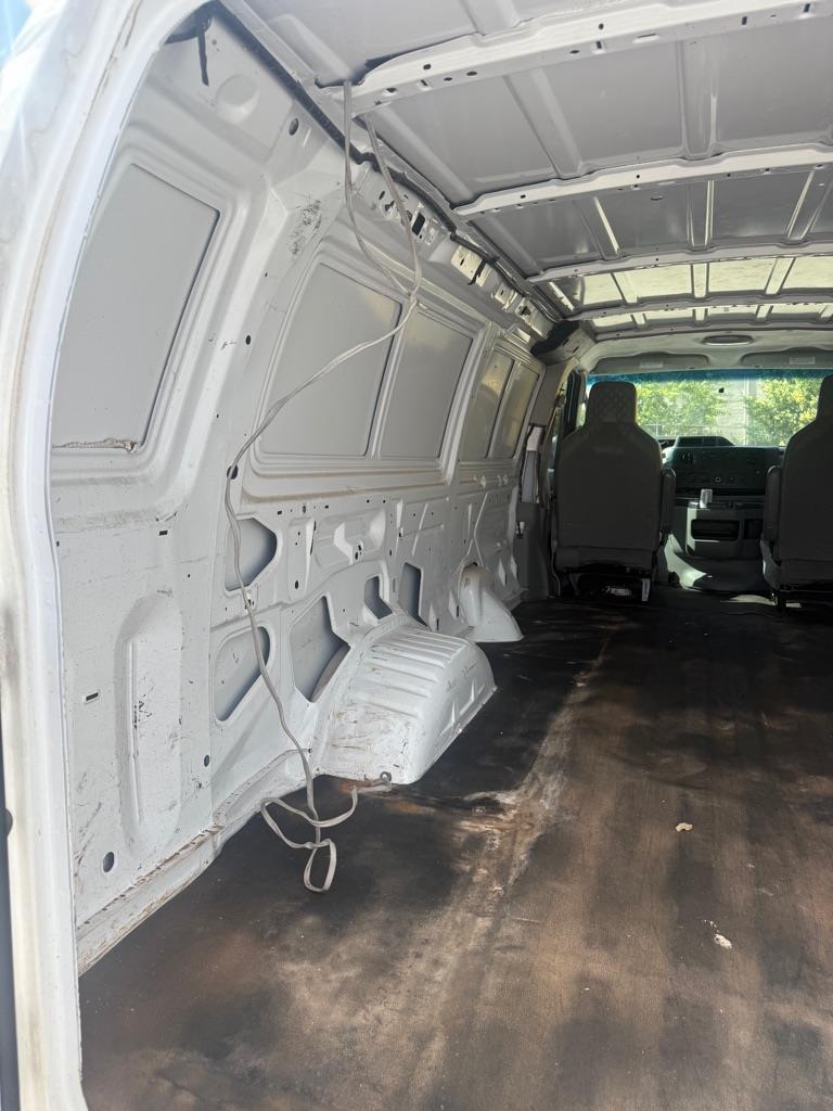 Ford Econoline E-150 Extended 2012