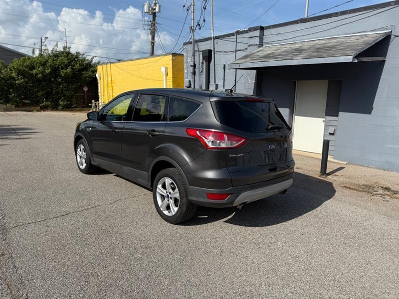 Ford Escape SE FWD 2016