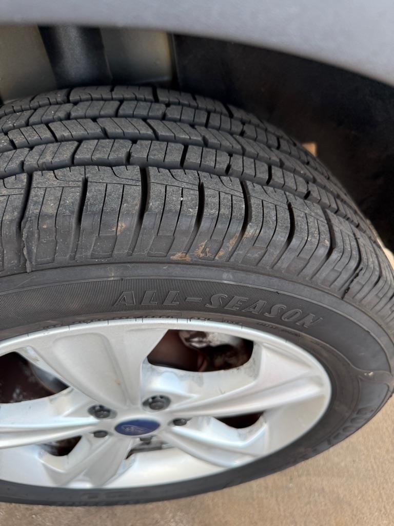 Ford Escape SE FWD 2016