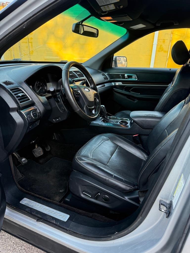 Ford Explorer Limited FWD 2016