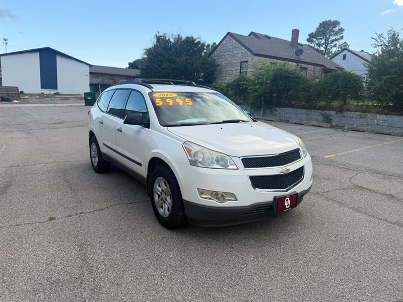 Chevrolet Traverse LS FWD w/PDC 2012