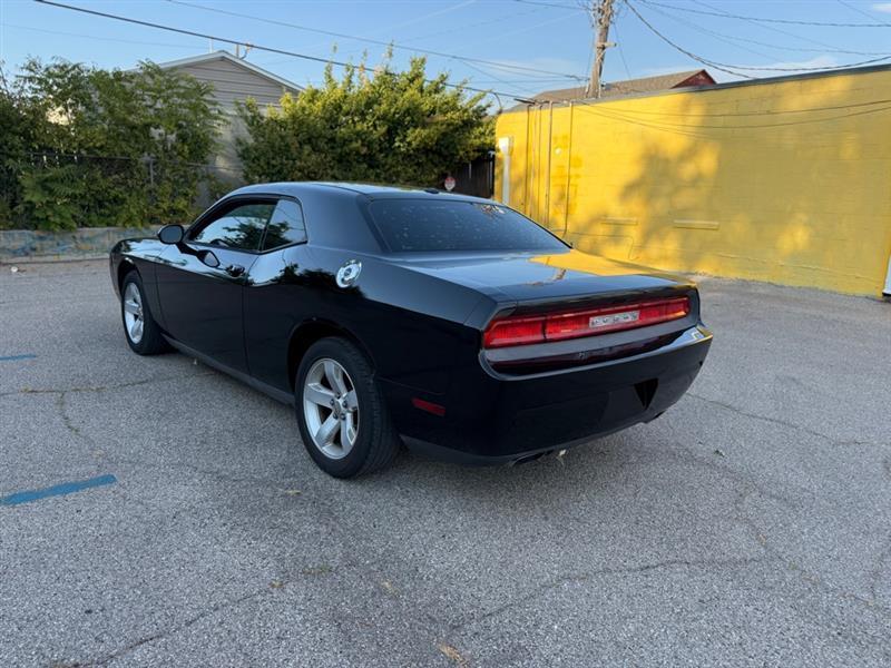 Dodge Challenger SXT 2012