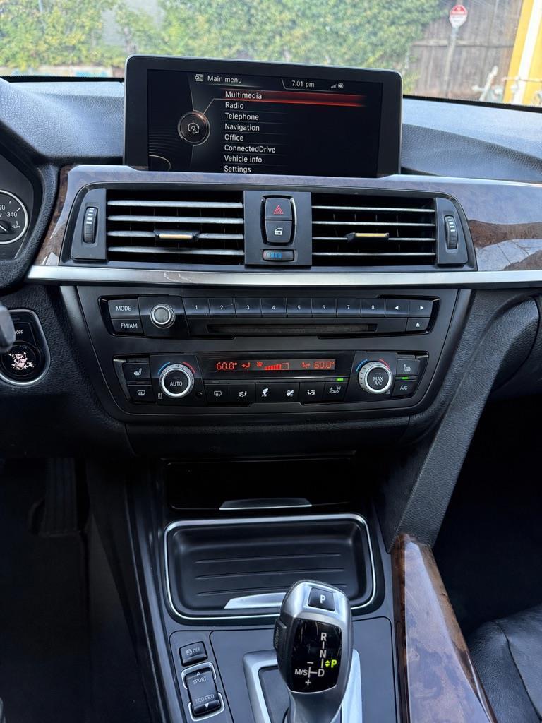 BMW 3-Series 328i Sedan 2013
