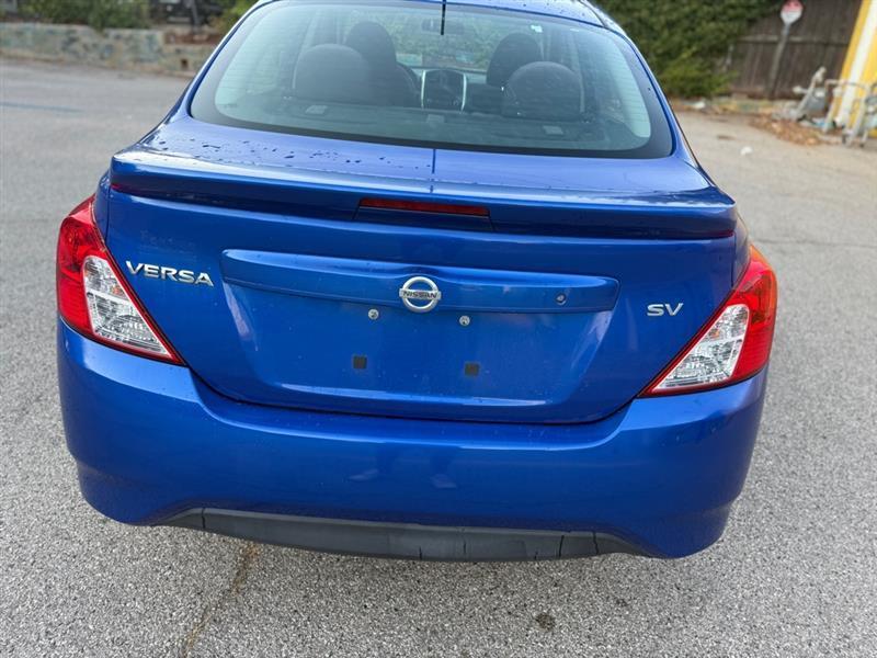 Nissan Versa 1.6 S 5M 2017
