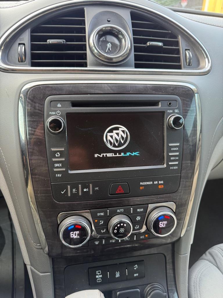 Buick Enclave Convenience FWD 2017