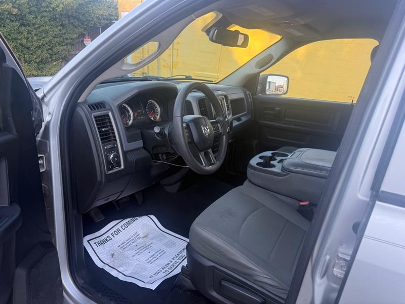 RAM 1500 Tradesman Quad Cab 2WD 2016