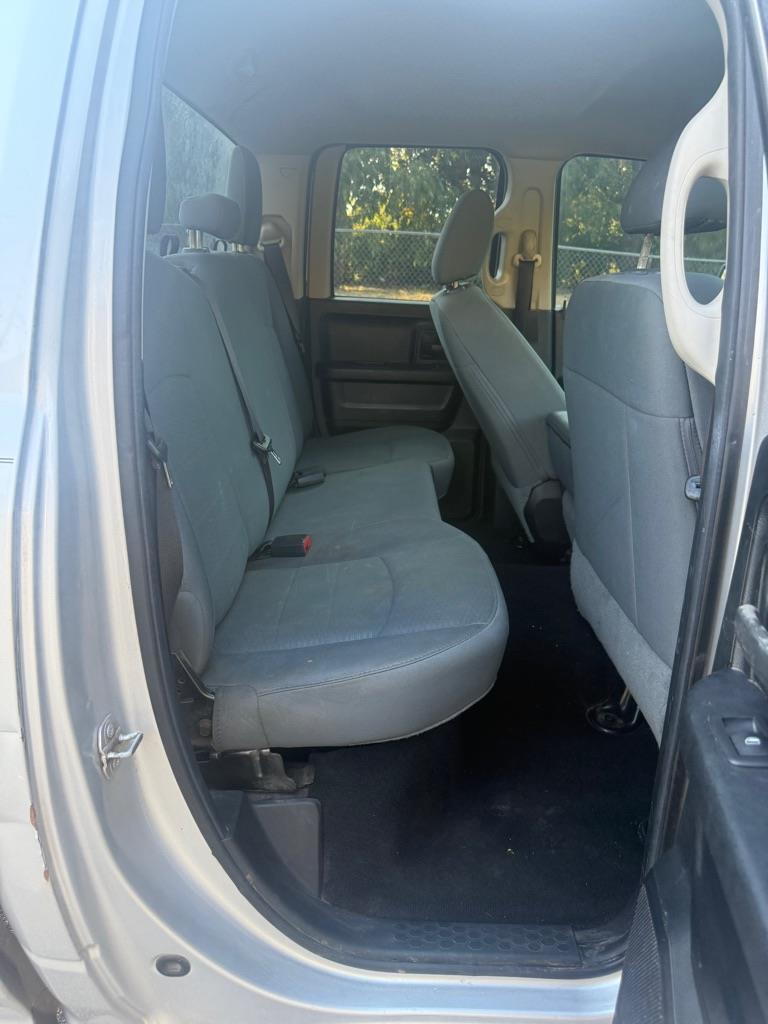 RAM 1500 Tradesman Quad Cab 2WD 2016