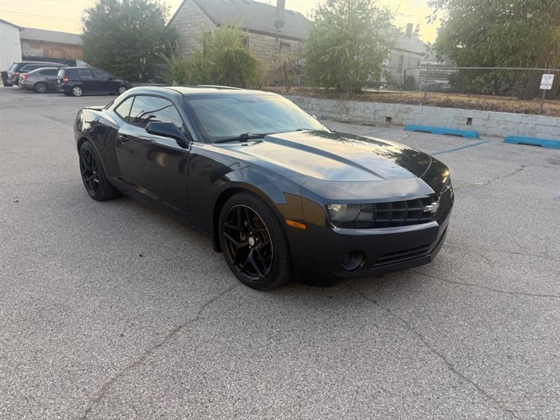 Chevrolet Camaro LS Coupe 2013