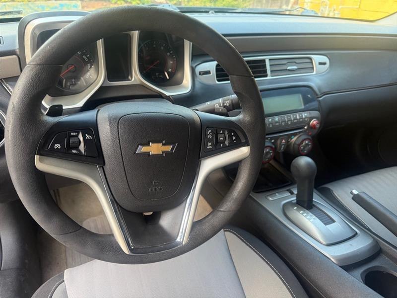 Chevrolet Camaro LS Coupe 2013
