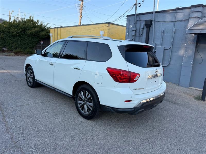 Nissan Pathfinder S 4WD 2017