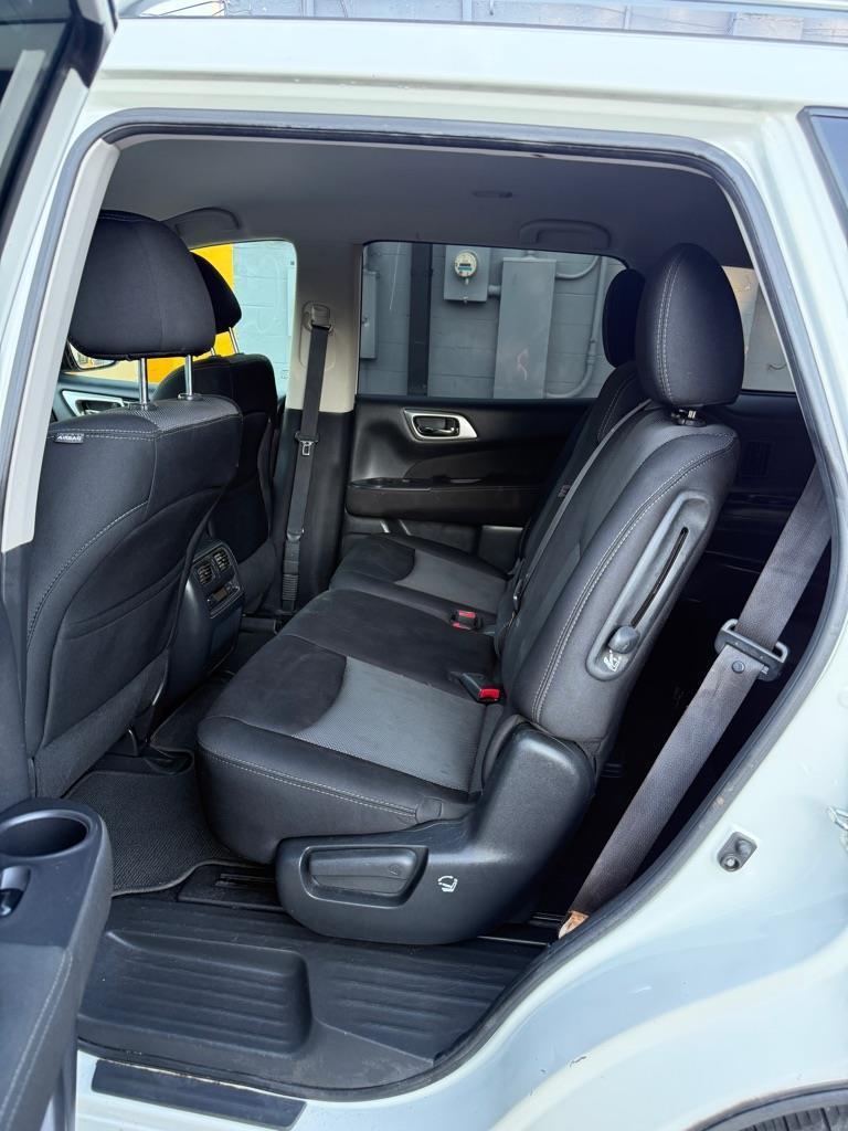 Nissan Pathfinder S 4WD 2017