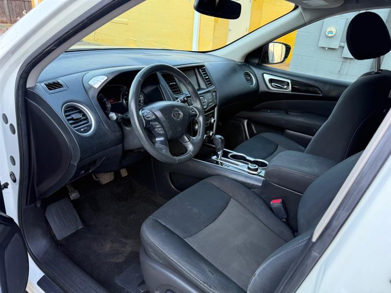 Nissan Pathfinder S 4WD 2017