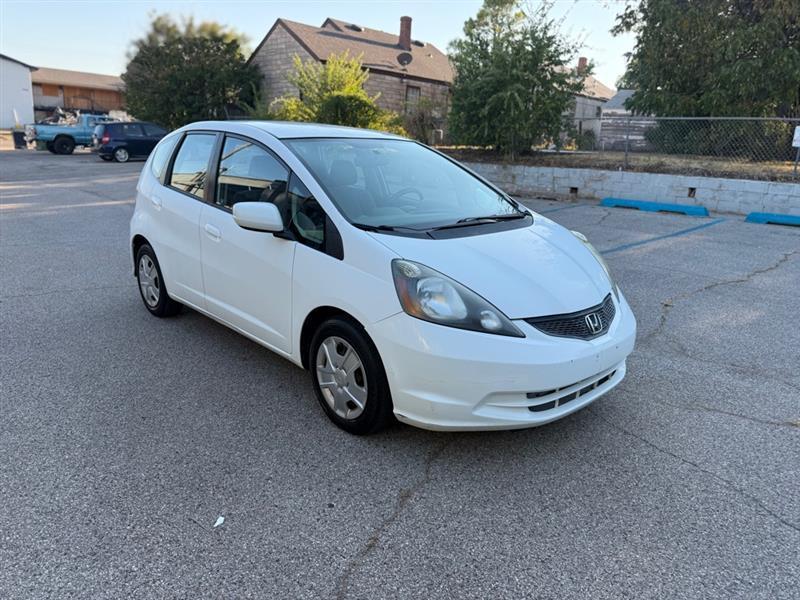 Honda Fit 5-Speed AT 2013