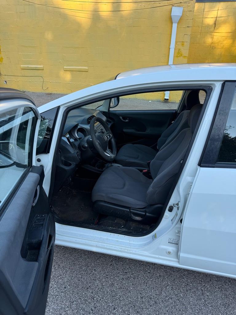 Honda Fit 5-Speed AT 2013