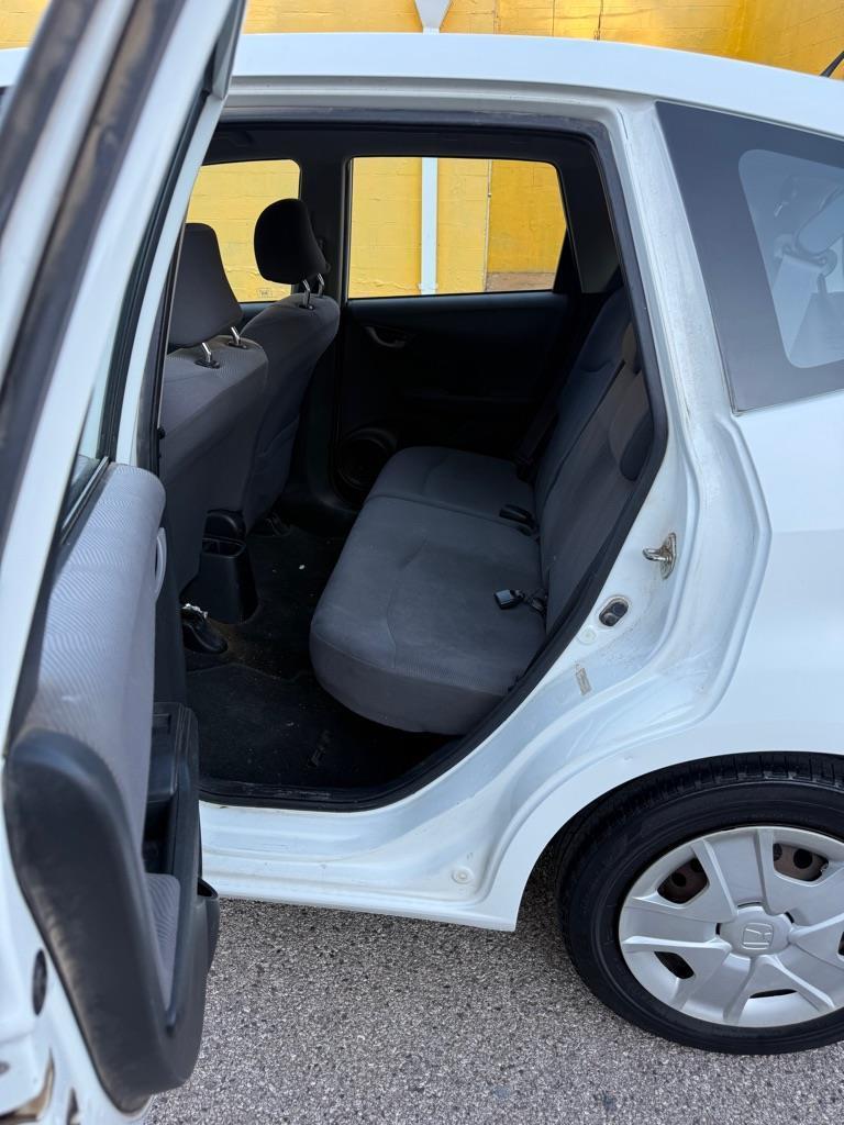 Honda Fit 5-Speed AT 2013