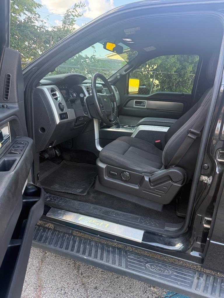 Ford F-150 XL SuperCrew 5.5-ft. Bed 4WD 2013