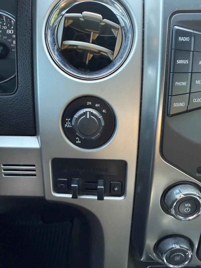 Ford F-150 XL SuperCrew 5.5-ft. Bed 4WD 2013