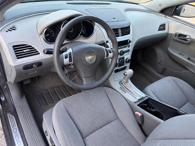 Chevrolet Malibu 1LT 2010