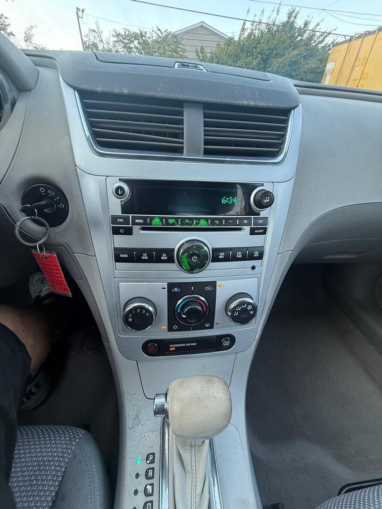 Chevrolet Malibu 1LT 2010