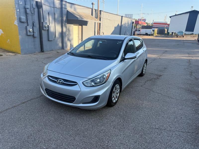 Hyundai Accent GS 5-Door 6A 2015