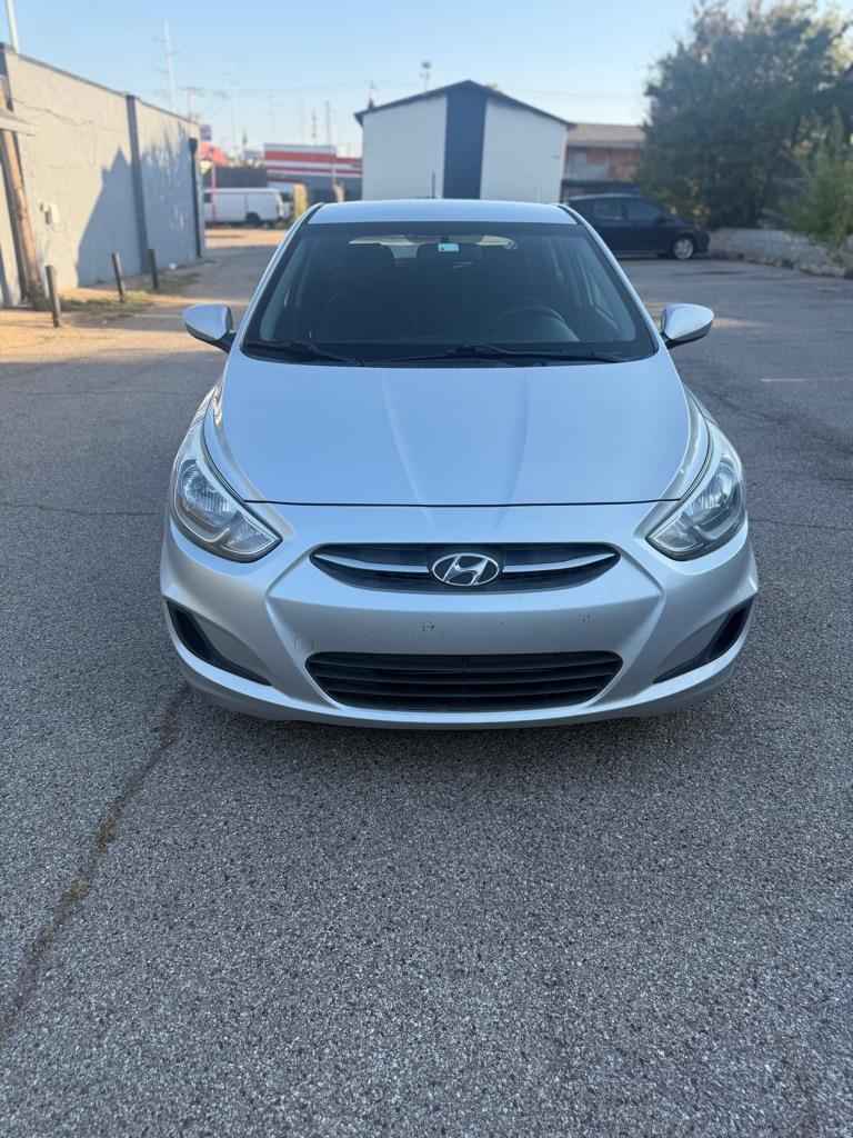 Hyundai Accent GS 5-Door 6A 2015