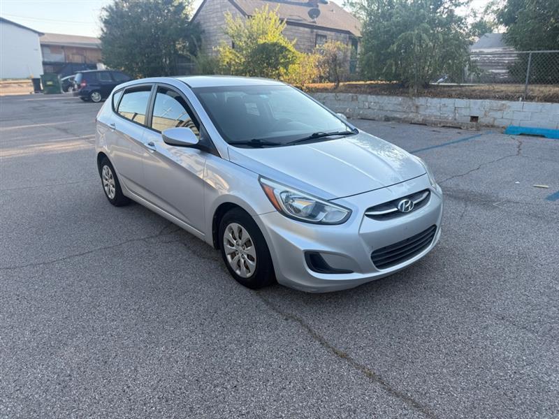 Hyundai Accent GS 5-Door 6A 2015