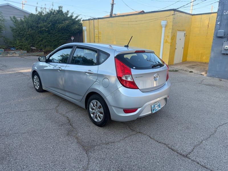 Hyundai Accent GS 5-Door 6A 2015