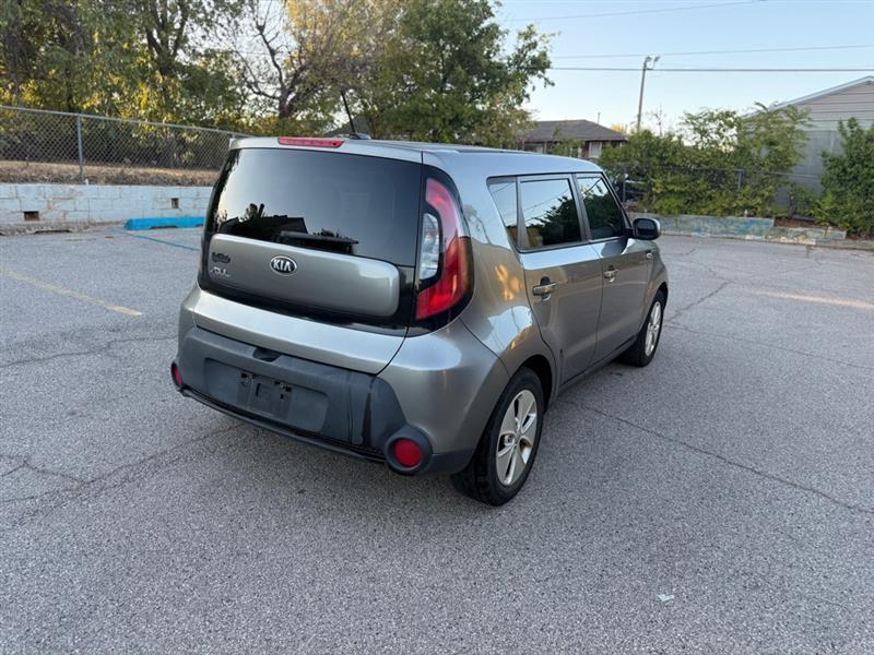 Kia Soul Base 6A 2016