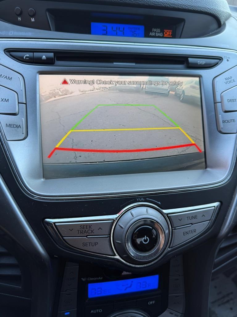 Hyundai Elantra GLS M/T 2013