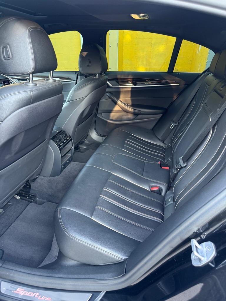BMW 5-Series 530i xDrive 2018