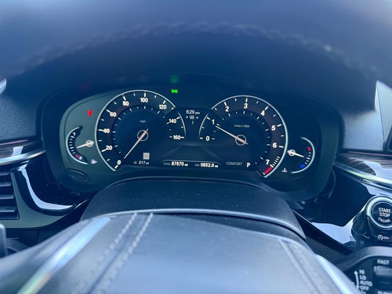 BMW 5-Series 530i xDrive 2018