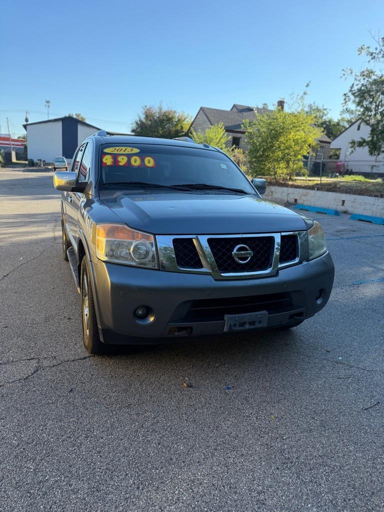 Nissan Armada SV 4WD 2013