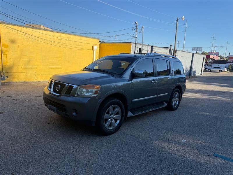 Nissan Armada SV 4WD 2013