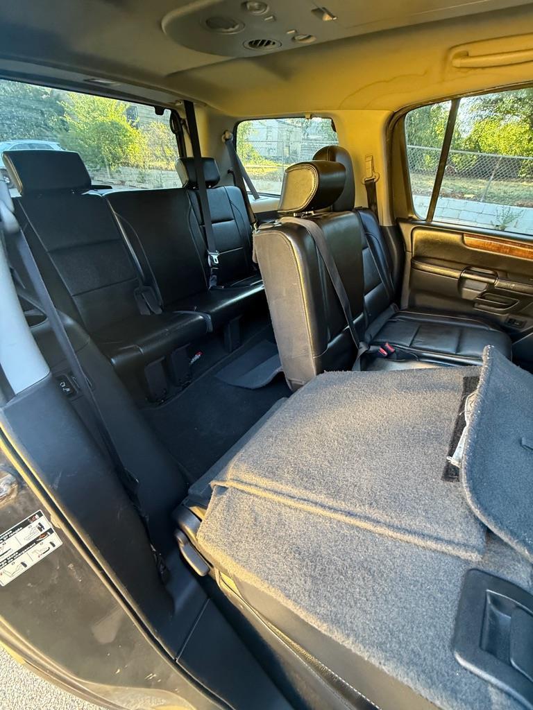 Nissan Armada SV 4WD 2013