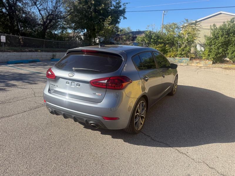 Kia Forte 5-Door SX 7A 2017