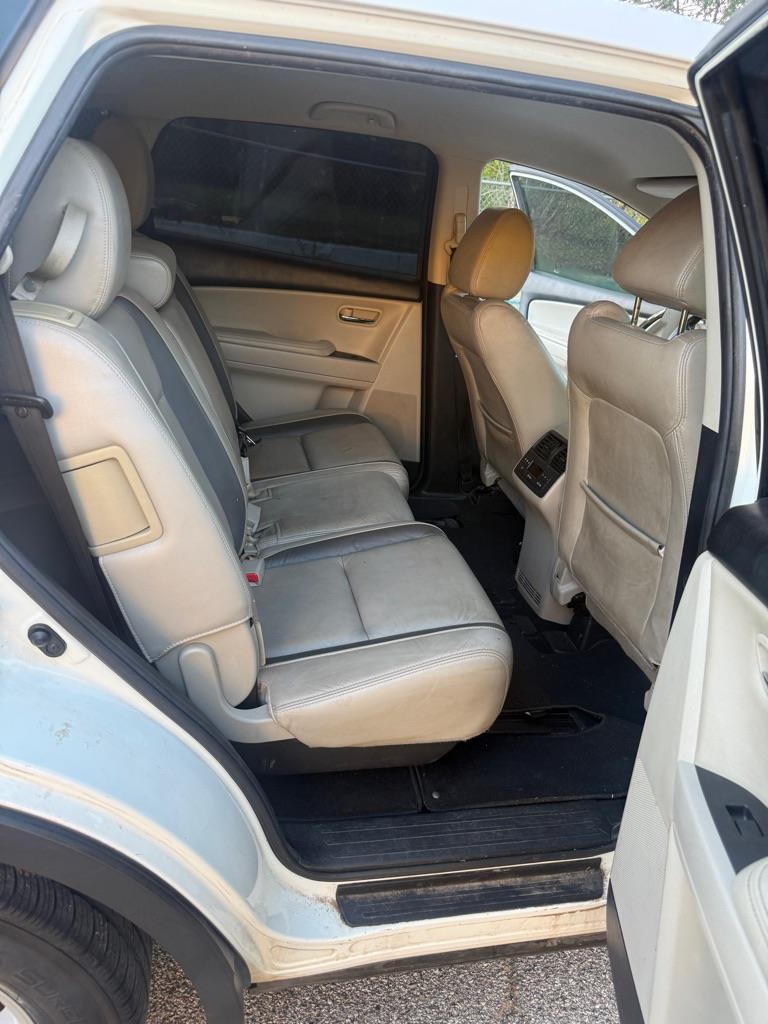 Mazda CX-9 Touring 2012