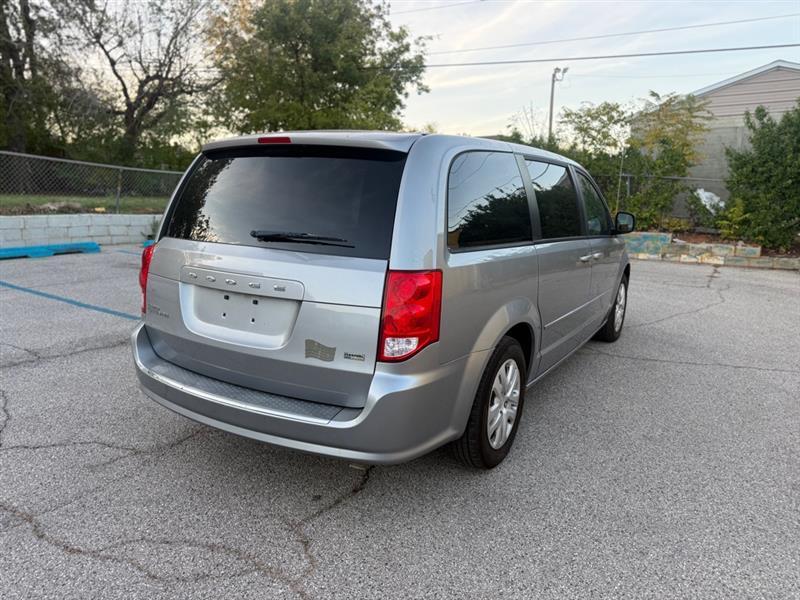 Dodge Grand Caravan SE 2015