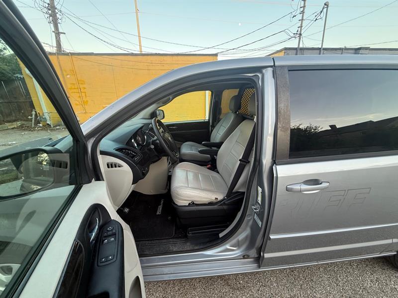 Dodge Grand Caravan SE 2015