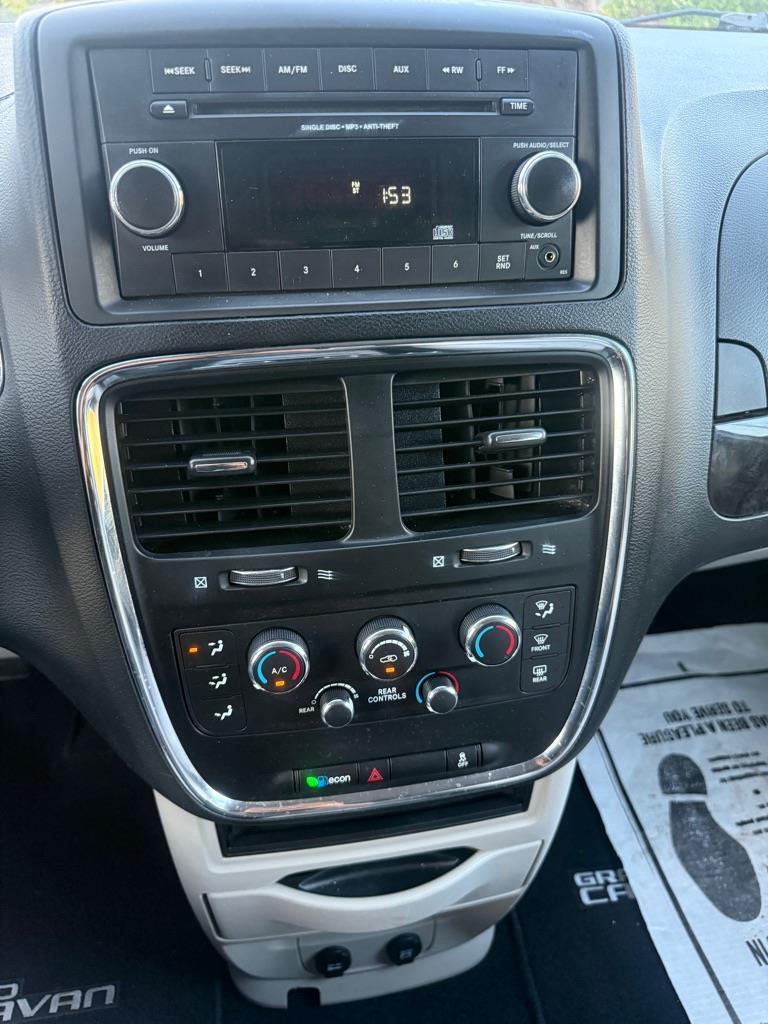 Dodge Grand Caravan SE 2015