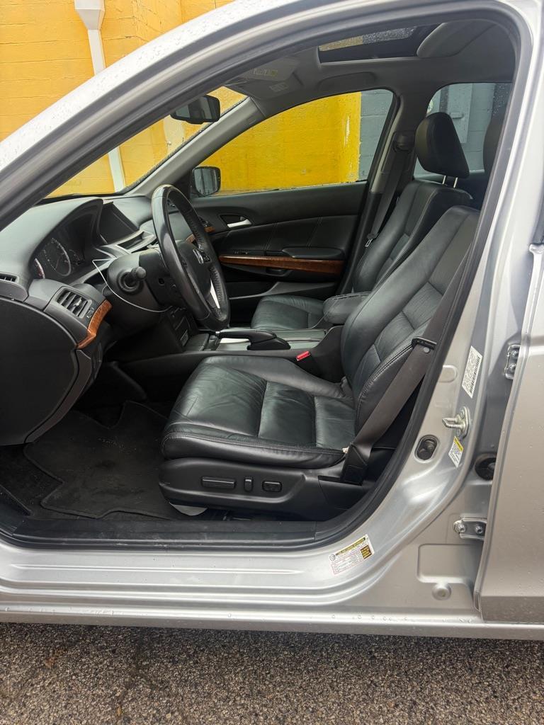 Honda Accord EX-L Sedan AT 2012