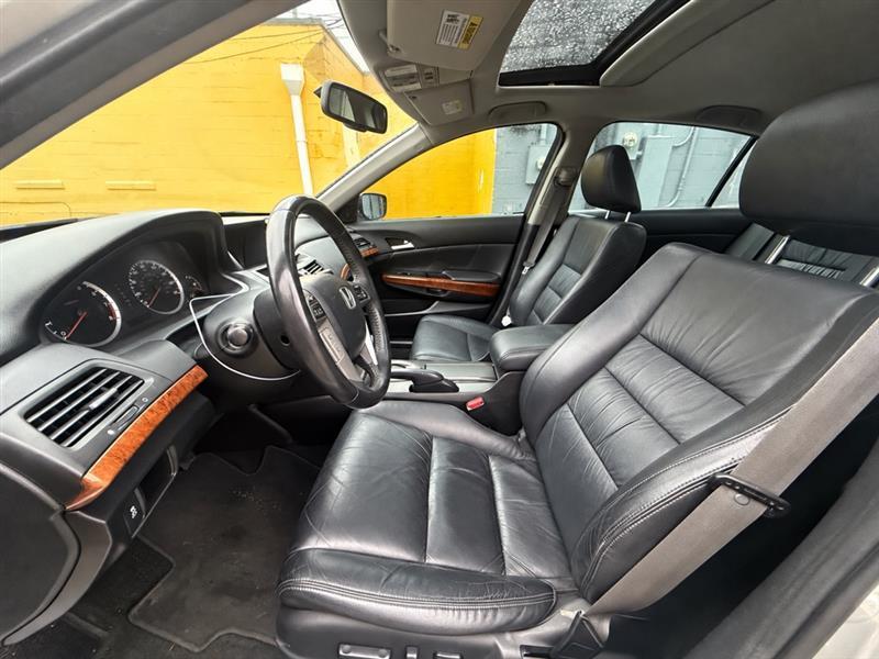 Honda Accord EX-L Sedan AT 2012