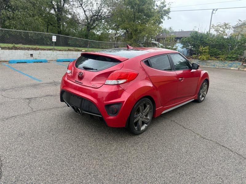 Hyundai Veloster Turbo 6MT 2015